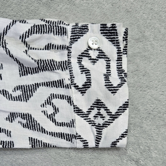 J. Jill Love Linen White Black Abstract Geometric Button-Up Shirt Unique Office - Picture 9 of 9